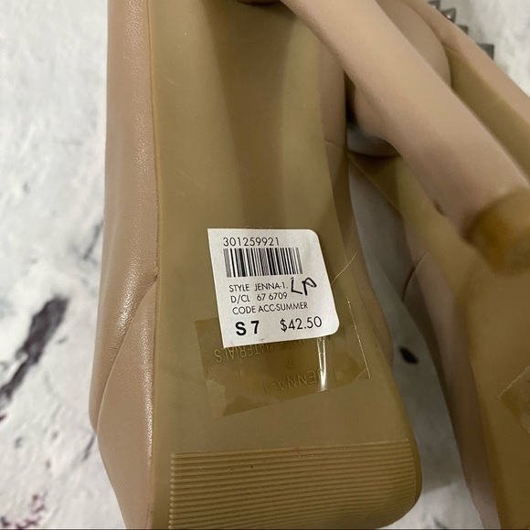 CHARLOTTE RUSSE Spiked Heels - Picture 6 of 6